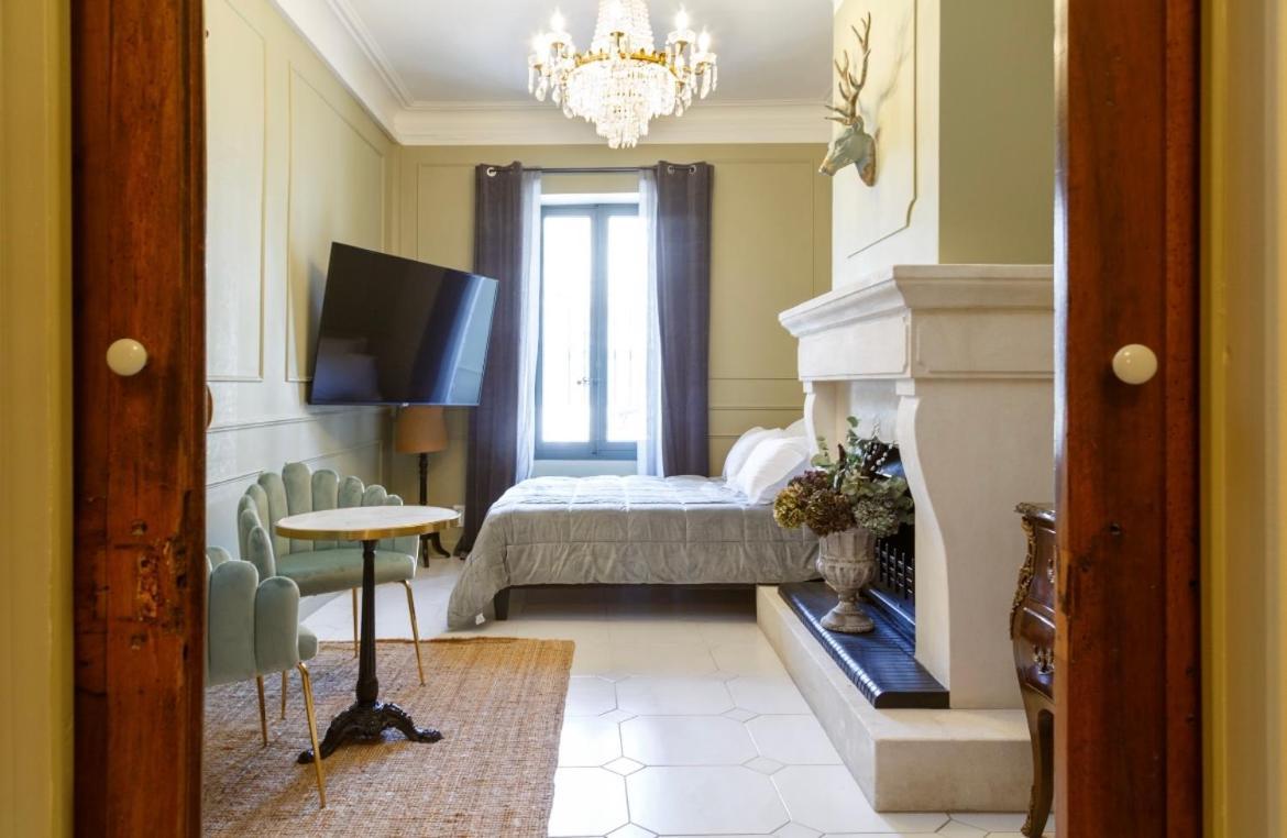 Le 215 Gambetta Boutique Hotel En Provence Кавайон Экстерьер фото