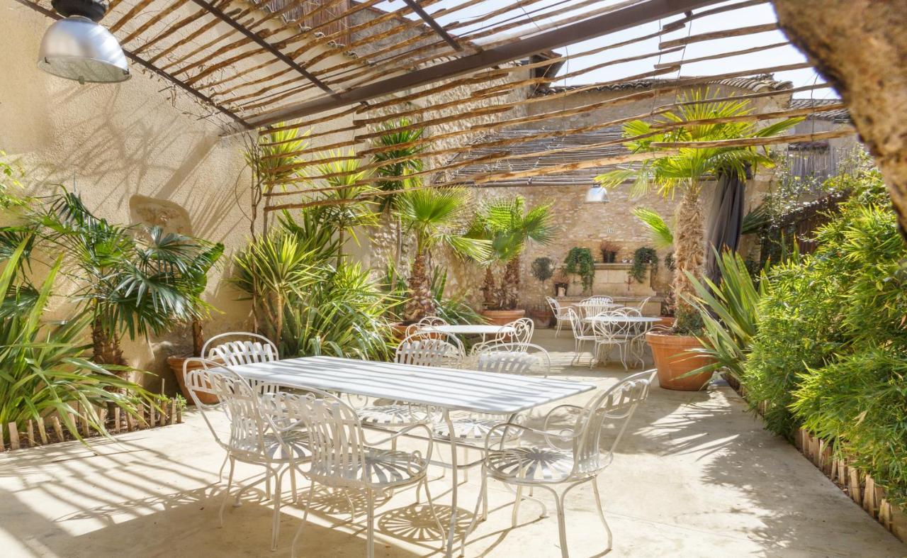 Le 215 Gambetta Boutique Hotel En Provence Кавайон Экстерьер фото